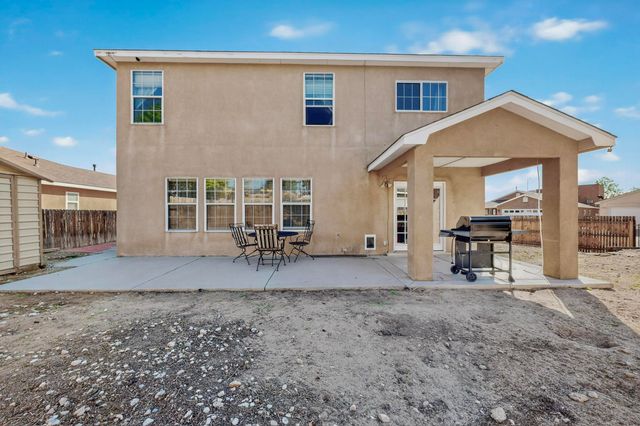 1221 Tanglewood Place NW, Albuquerque, NM 87120