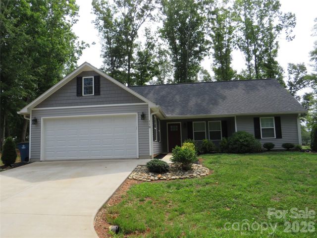 118 Tallyhoe Street, Forest City, NC 28043
