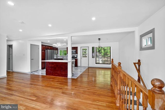 5604 DUNDALK DR, Oxon Hill, MD 20745