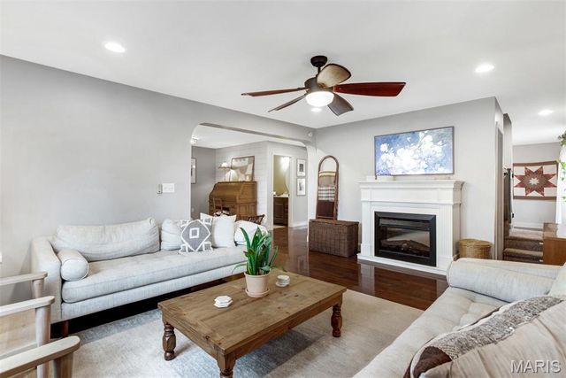 1107 Burgess Avenue, Crystal City, MO 63019