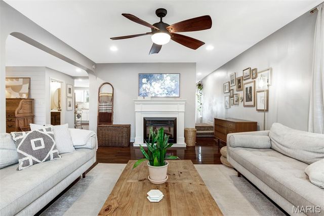 1107 Burgess Avenue, Crystal City, MO 63019