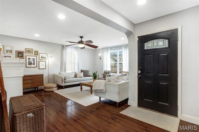 1107 Burgess Avenue, Crystal City, MO 63019