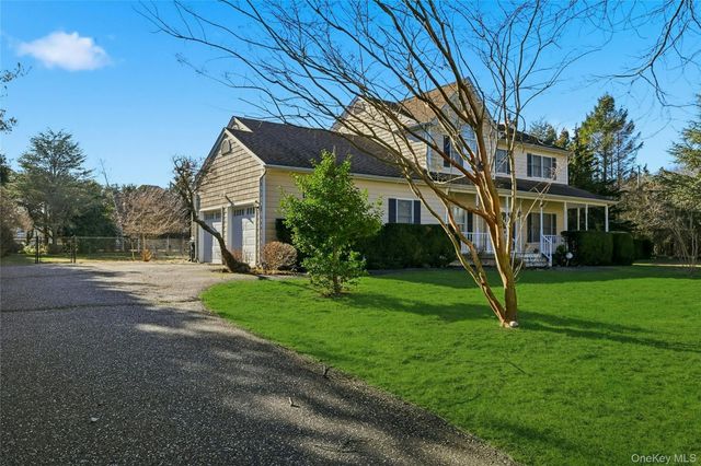 60 Water Terrace, Southold, NY 11971