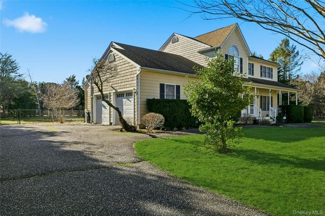 60 Water Terrace, Southold, NY 11971