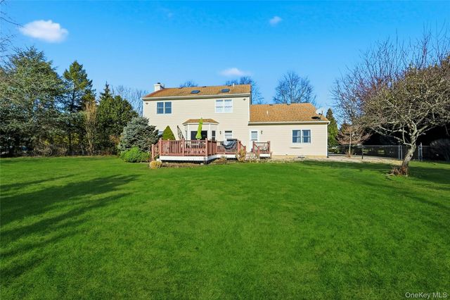 60 Water Terrace, Southold, NY 11971