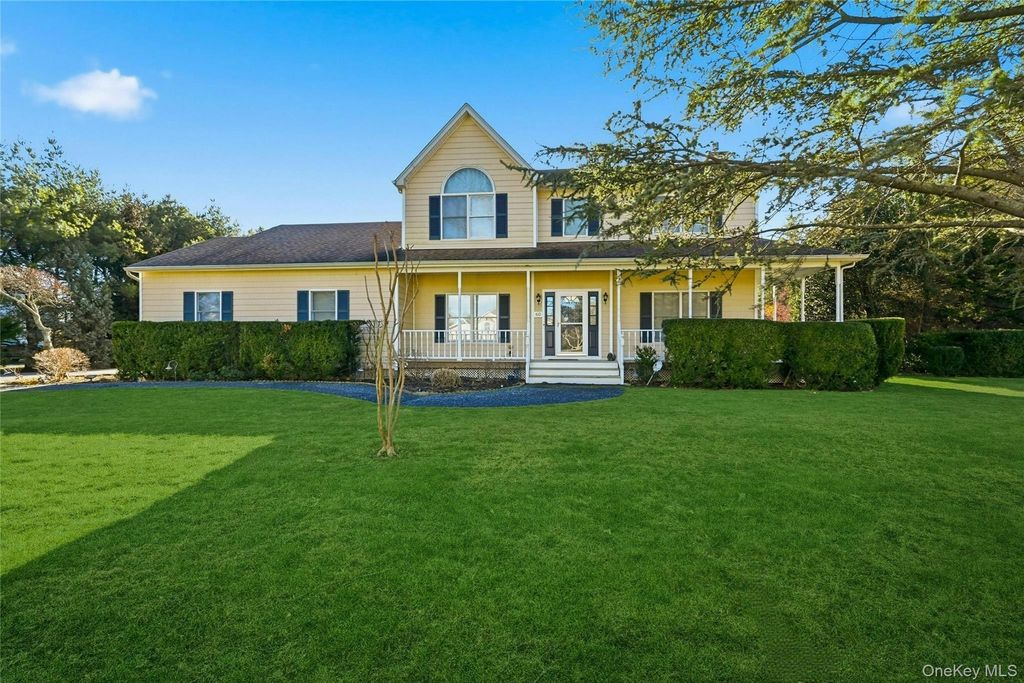 60 Water Terrace, Southold, NY 11971