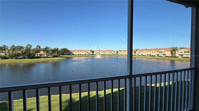 3688 PARKRIDGE CIRCLE 27-201, Sarasota, FL 34243