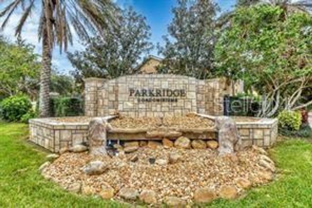 3688 PARKRIDGE CIRCLE 27-201, Sarasota, FL 34243