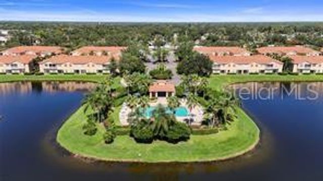 3688 PARKRIDGE CIRCLE 27-201, Sarasota, FL 34243