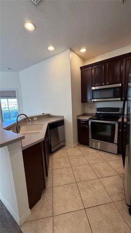 3688 PARKRIDGE CIRCLE 27-201, Sarasota, FL 34243