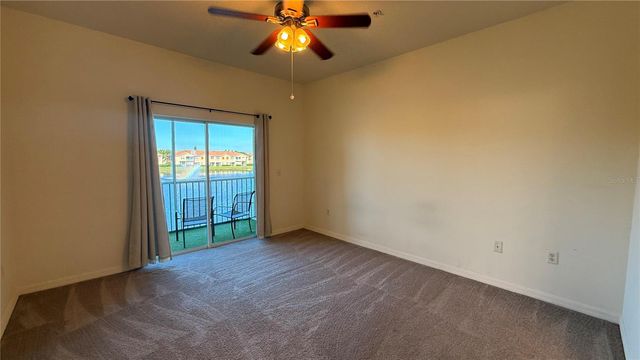 3688 PARKRIDGE CIRCLE 27-201, Sarasota, FL 34243
