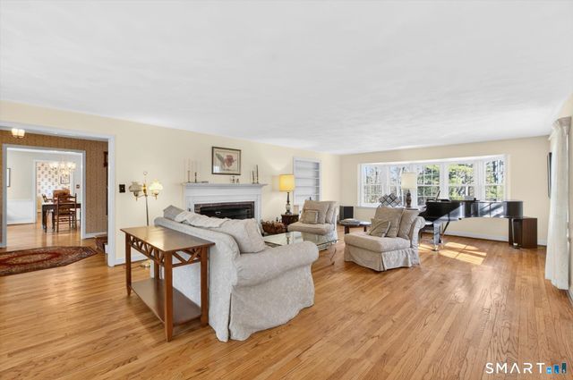 89 Hop Brook Road, Simsbury, CT 06070