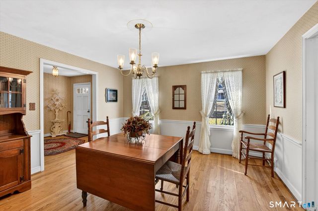 89 Hop Brook Road, Simsbury, CT 06070