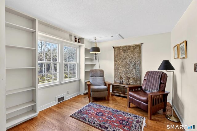 89 Hop Brook Road, Simsbury, CT 06070