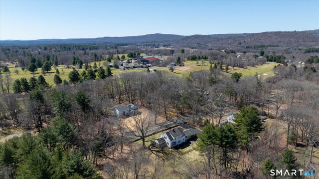 89 Hop Brook Road, Simsbury, CT 06070