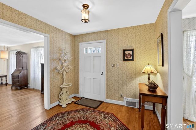 89 Hop Brook Road, Simsbury, CT 06070