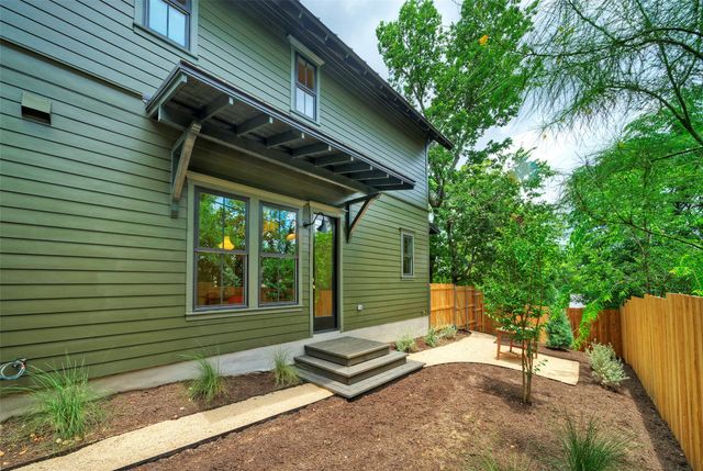 3309 Larry LN 2, Austin, TX 78722