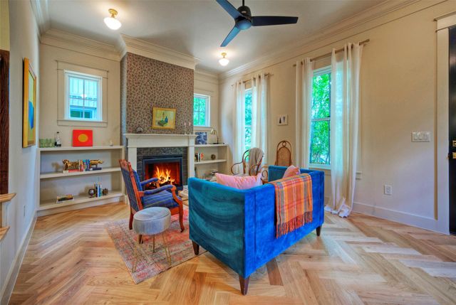 3309 Larry LN 2, Austin, TX 78722