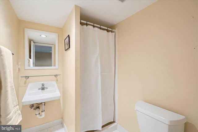 6022 WALHONDING ROAD, Bethesda, MD 20816