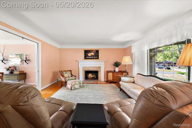 28416 Westerleigh Road, Farmington Hills, MI 48334