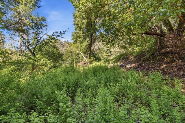 360 Rincon Way, Boulder Creek, CA 95006