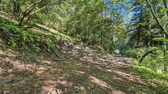360 Rincon Way, Boulder Creek, CA 95006