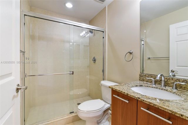 2707 NE 184th Ter, Aventura, FL 33160