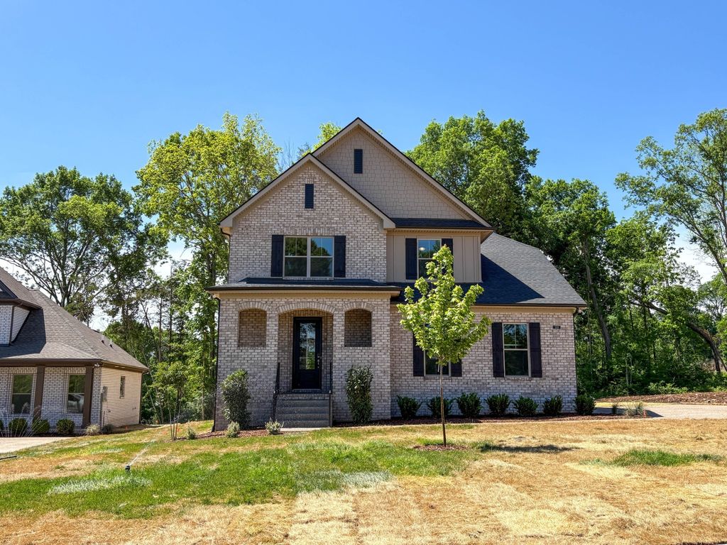 323 Goodwin Ln, Lebanon, TN 37087