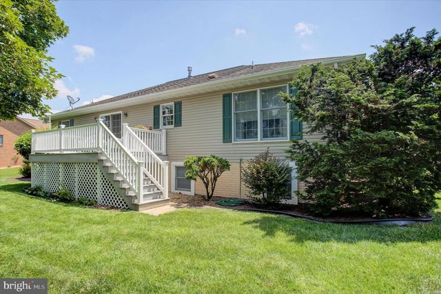 6982 AUGUSTA NATIONAL, Fayetteville, PA 17222