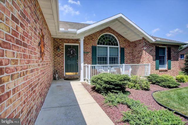 6982 AUGUSTA NATIONAL, Fayetteville, PA 17222