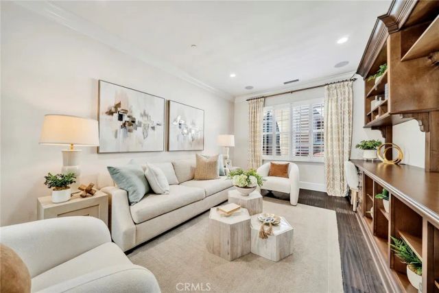 57 Cortland, Irvine, CA 92620