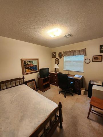 1313 Whippoorwill Drive, Norman, OK 73071