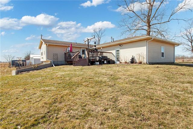 627 M Highway, Odessa, MO 64076