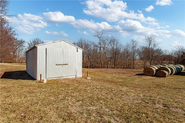 627 M Highway, Odessa, MO 64076