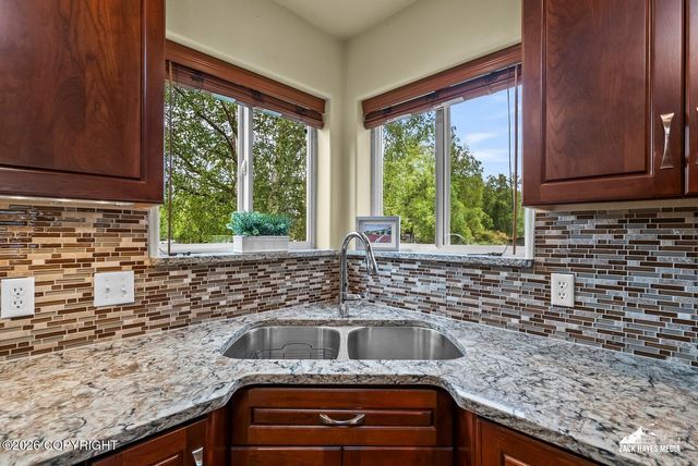 636 Timberlane Circle, Anchorage, AK 99515