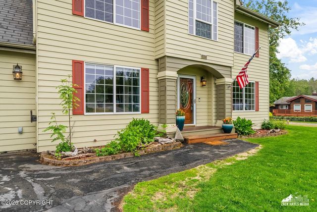 636 Timberlane Circle, Anchorage, AK 99515