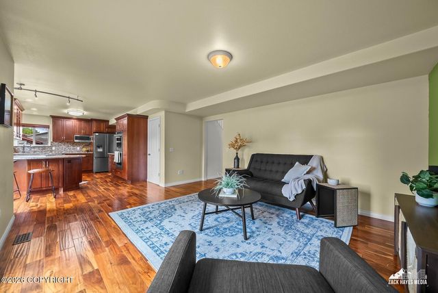 636 Timberlane Circle, Anchorage, AK 99515