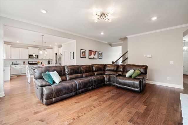 1709 Alayna Ct, Nashville, TN 37221