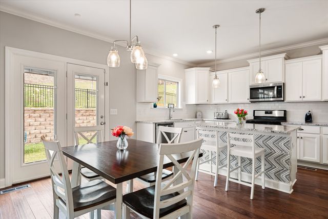 1709 Alayna Ct, Nashville, TN 37221