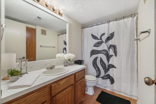 218 N Texas Boulevard 306, Denton, TX 76201