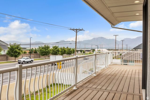 4676 PEAK DR, West Jordan, UT 84088