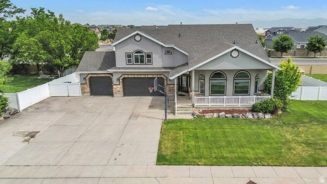 4676 PEAK DR, West Jordan, UT 84088