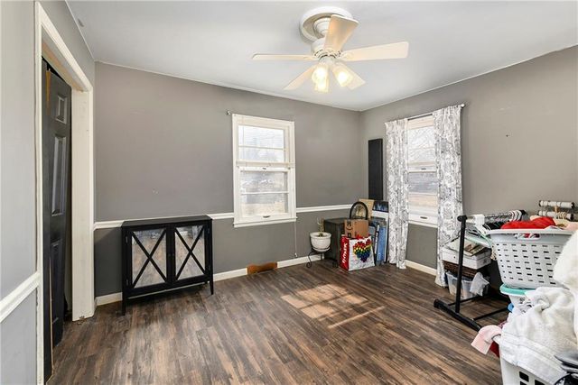 100 NW 22nd Street, Blue Springs, MO 64015