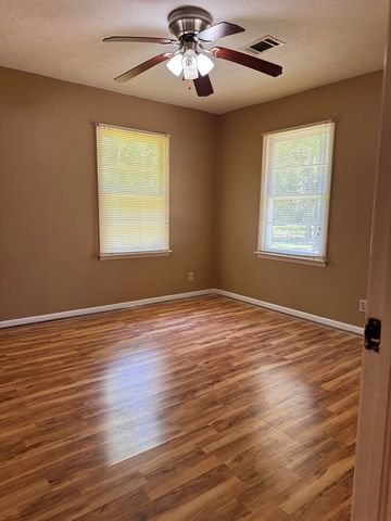 1901 5th Street South, Phenix City, AL 36869