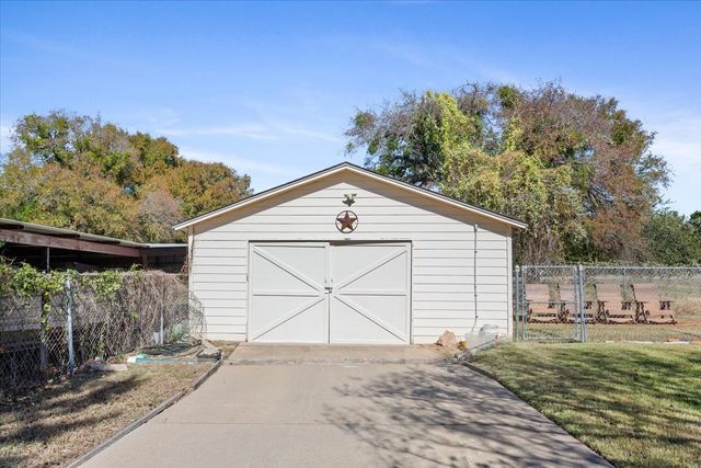 321 County Road 1630, Clifton, TX 76634