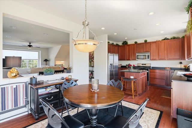 1671 Station Park Drive, Grayslake, IL 60030