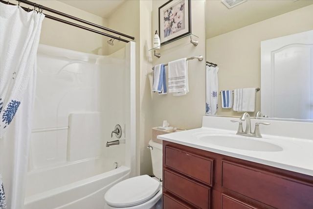 1671 Station Park Drive, Grayslake, IL 60030