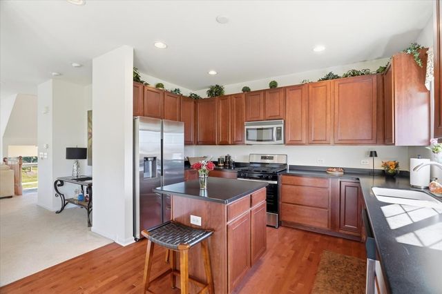 1671 Station Park Drive, Grayslake, IL 60030