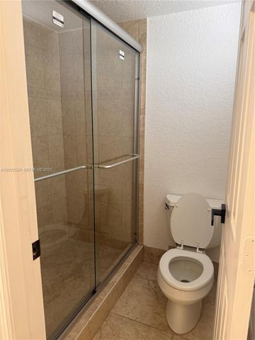 5080 SW 64th Ave 208, Davie, FL 33314