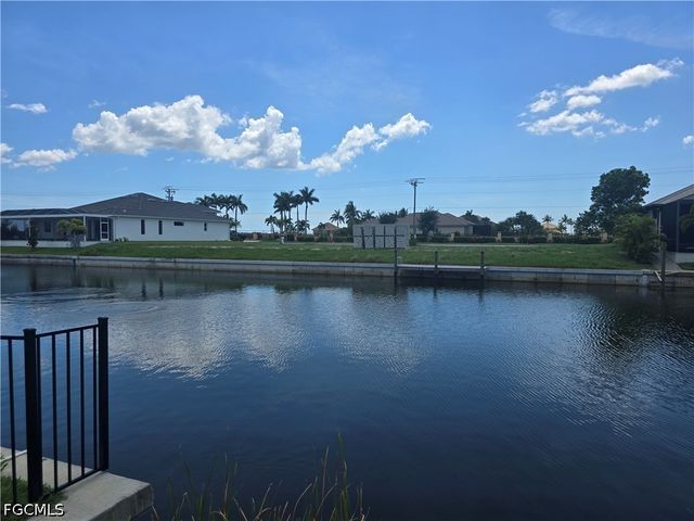 820 NW 39th AVE, Cape Coral, FL 33993